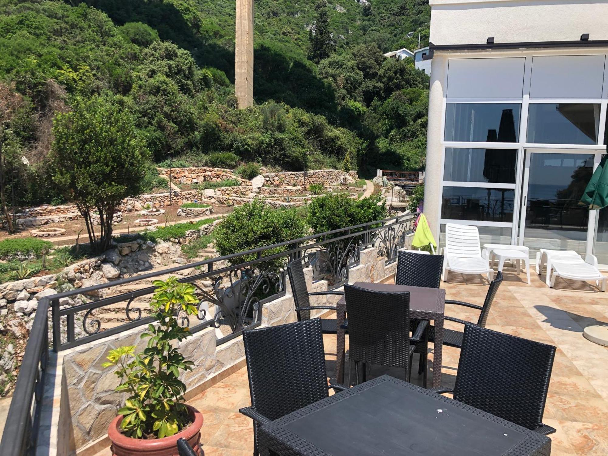 Novalic Hotel 도브라 보다 외부 사진